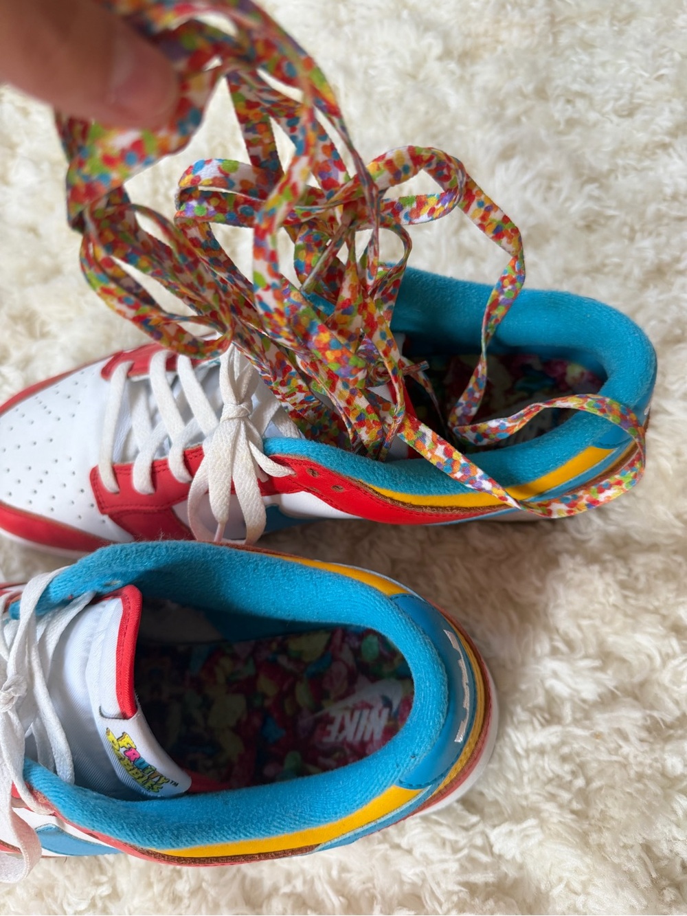 Nike Kids White, Red & Turquoise Multicolor Sneakers